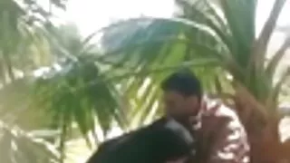 Bruneta curva ia grăsuț poze femei sexy Kukan în păsărică