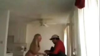 Pentru iubitul preferat, fata a scos handjob-ul poze sexy in pat
