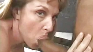 Dracului gemand tipa cu silicon de femei sexy poze muls