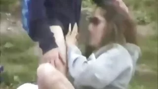 Fratele tocilar s-a uitat cu succes în camera fete sexy poze surorii lipite sub pat