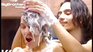 Fata i-a strecurat chilotii si poze cu femei sexoase a lucrat la gaoaza ei